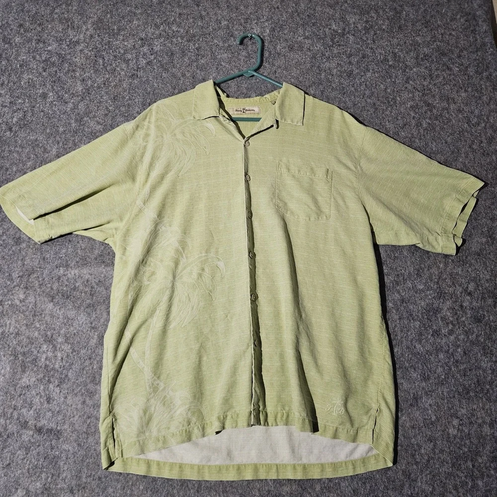 Tommy Bahama Shirt Mens XL Green Floral Palm Tree Silk Button Up Hawaiian Camp - Picture 1 of 9